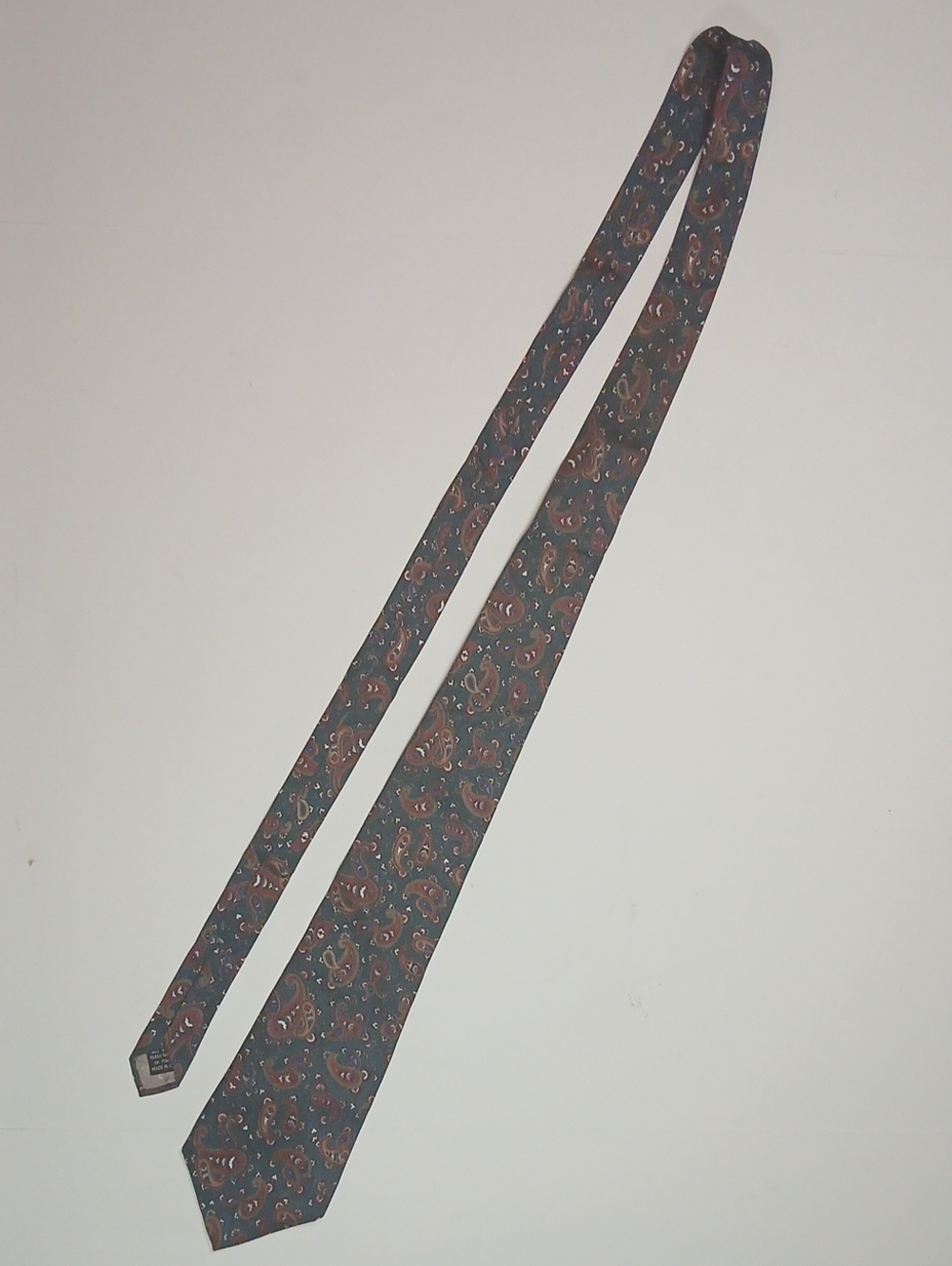 Christian Dior All Silk Tie in Teal and Brick Red Paisley Appx 59 In Length